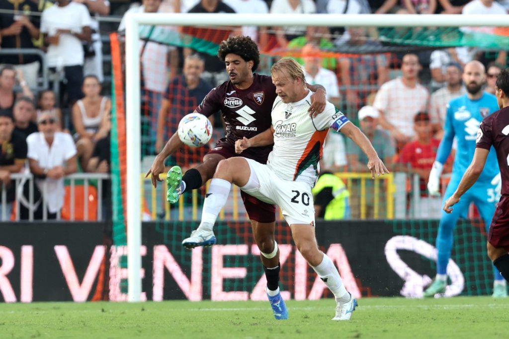 Nhận định soi kèo Torino vs Venezia lúc 01h45 ngày 3/5/2025 nhan-dinh-soi-keo-torino-vs-venezia-luc-01h45-ngay-3-5-2025-1